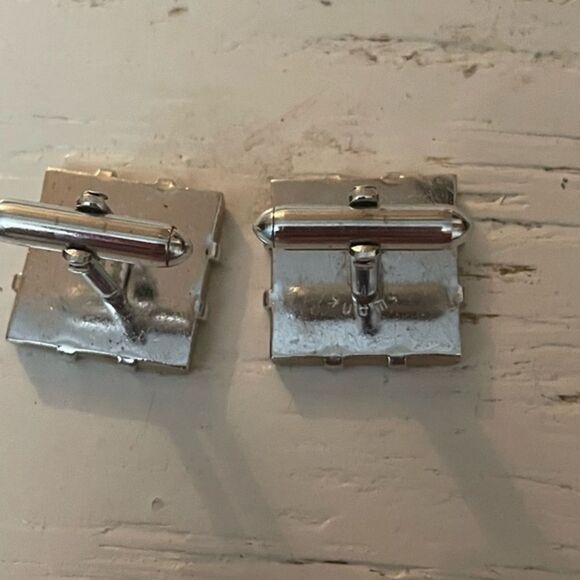 Vintage Mid-century 1950s Swank gold w/silver Atomic pattern square cuff links - Picture 9 of 12